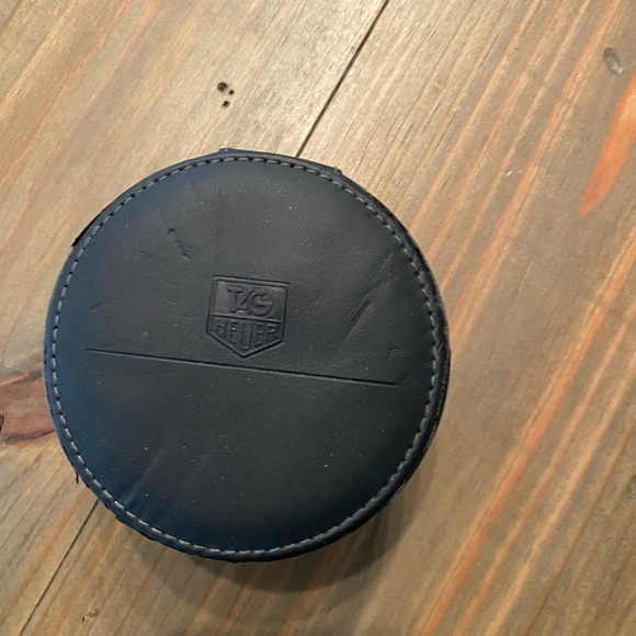 Woman’s tag Heuer watch great cond/needs battery - Picture 5 of 5